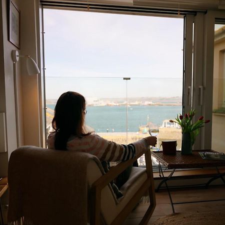 Breathtaking Harbourside Views With Parking At 'Harbour Strand' فالموث المظهر الخارجي الصورة
